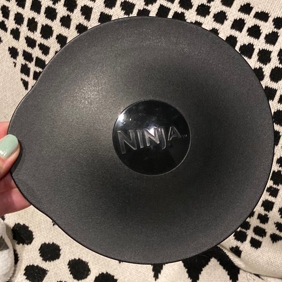 Ninja Master Prep Pro Blender QB1004 Replacement 16 oz Pitcher Lid Cover EUC - Picture 1 of 11